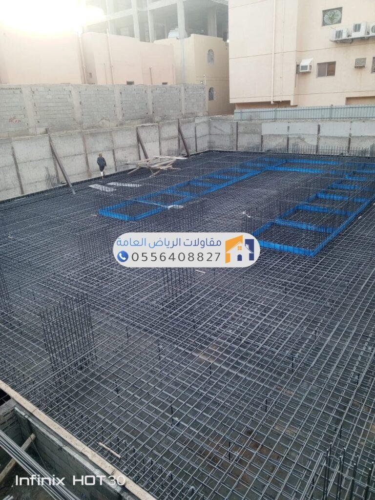 تنفيذ قواعد عمائر دورين مسلح بإشراف مهندس، مع خطوات تنفيذ محترفة وجودة عالية.